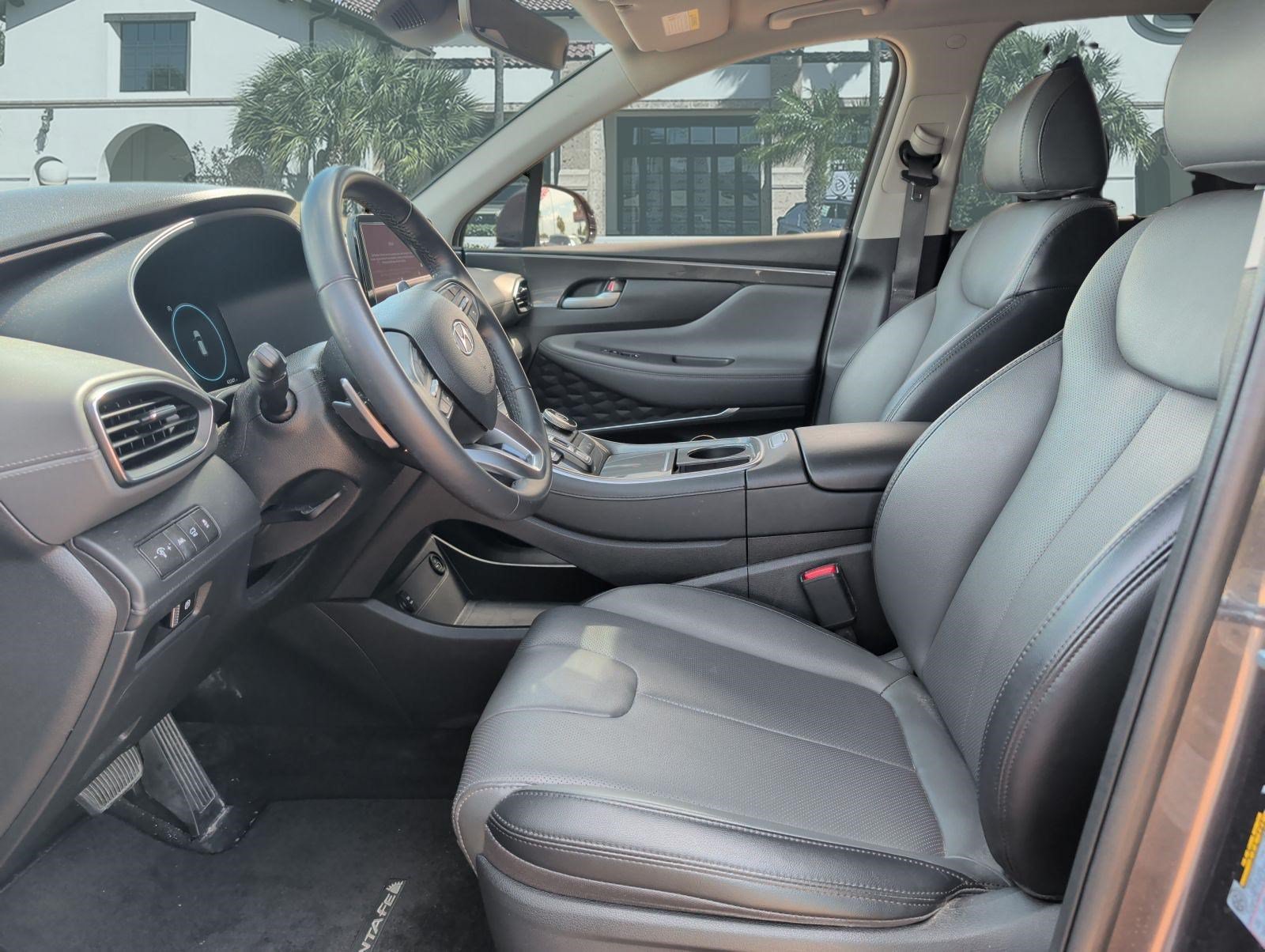 Used 2023 Hyundai Santa Fe SEL w/ Premium Package FWD image 11