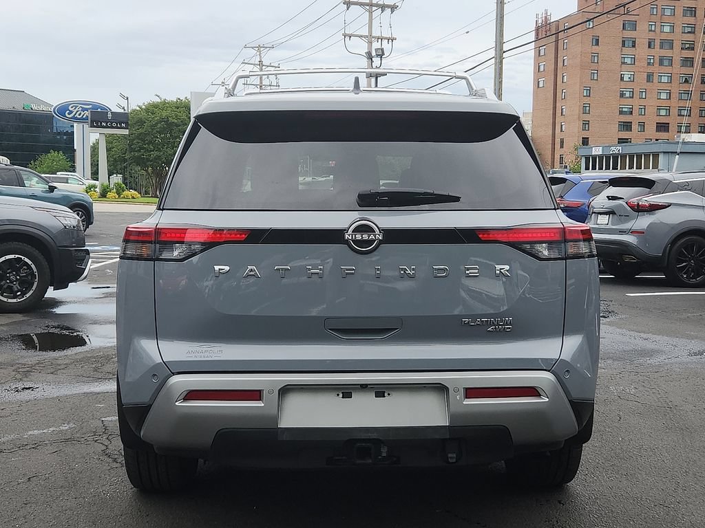 Used 2023 Nissan Pathfinder Platinum AWD/4WD image 5