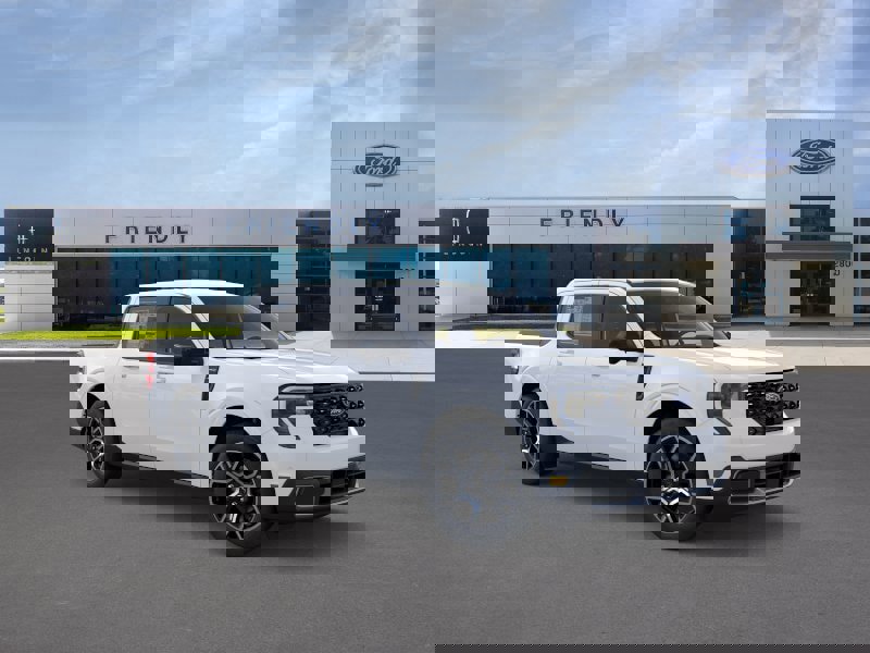 New 2026 Ford Maverick Lariat image 7