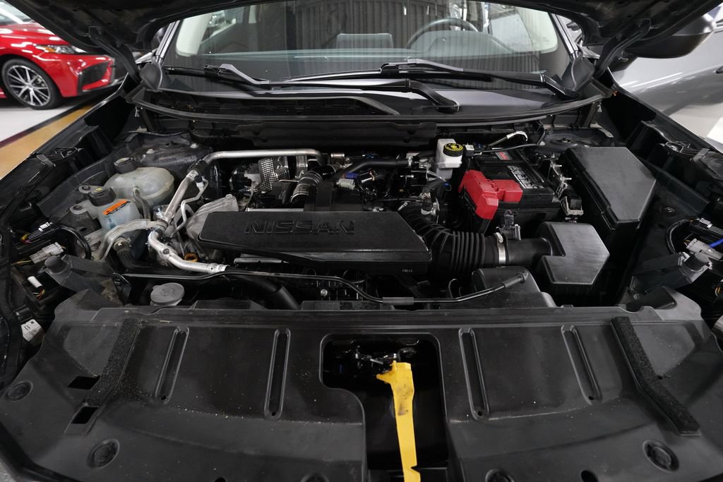 Used 2024 Nissan Rogue S image 3