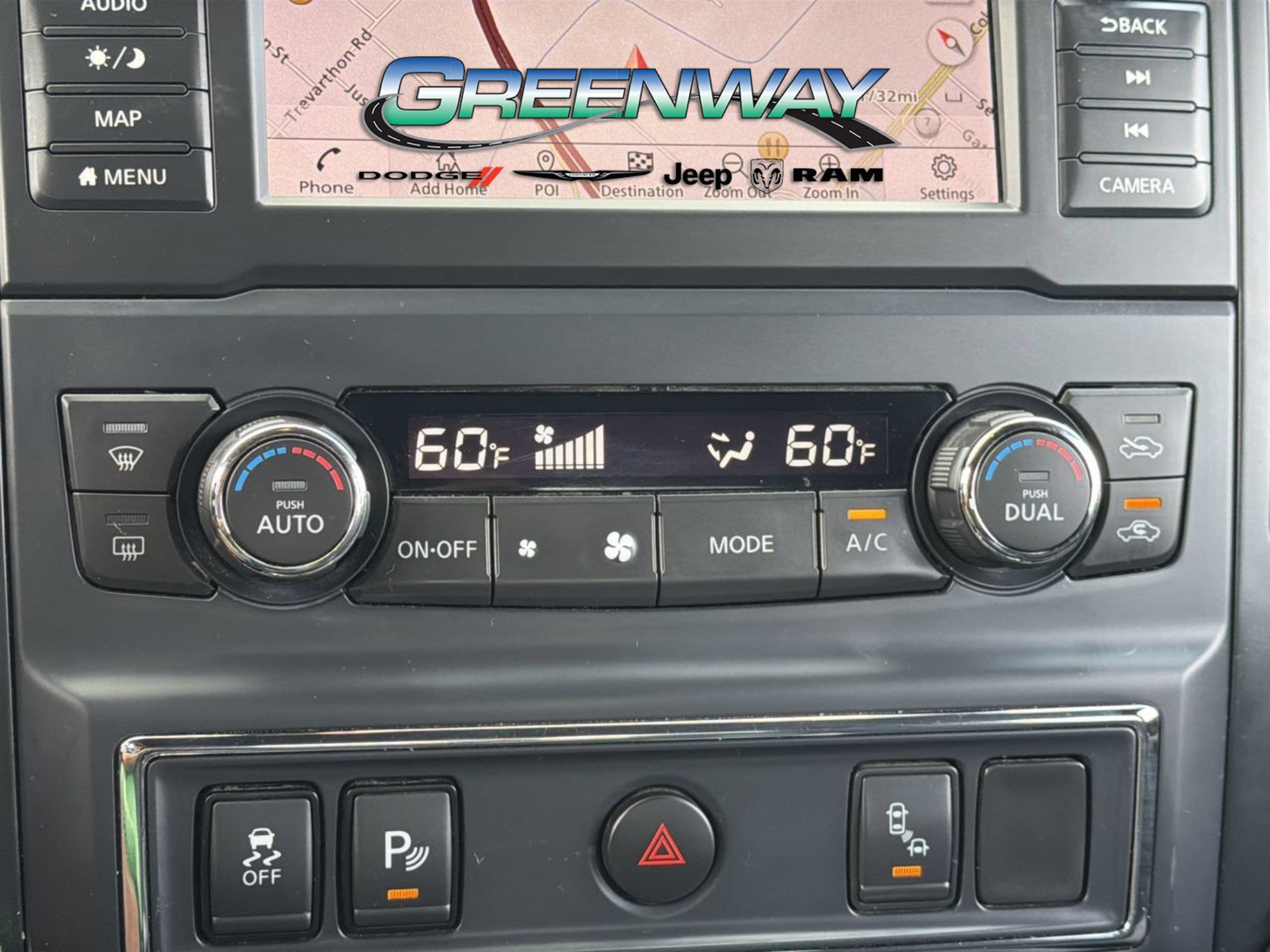 Used 2019 Nissan Titan SV w/ SV Convenience Package RWD image 23