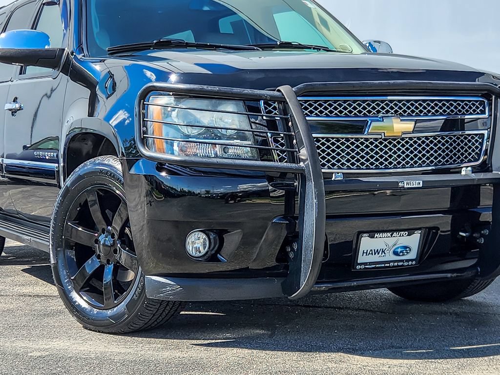Used 2011 Chevrolet Suburban LTZ AWD/4WD image 2