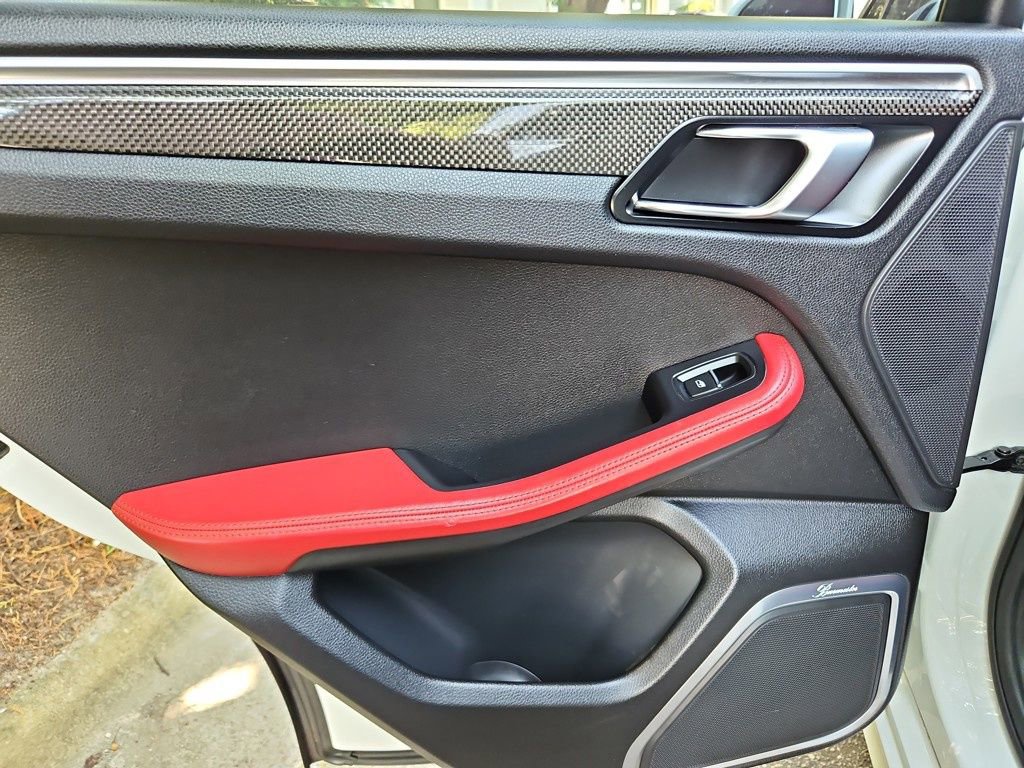 Used 2018 Porsche Macan GTS image 28