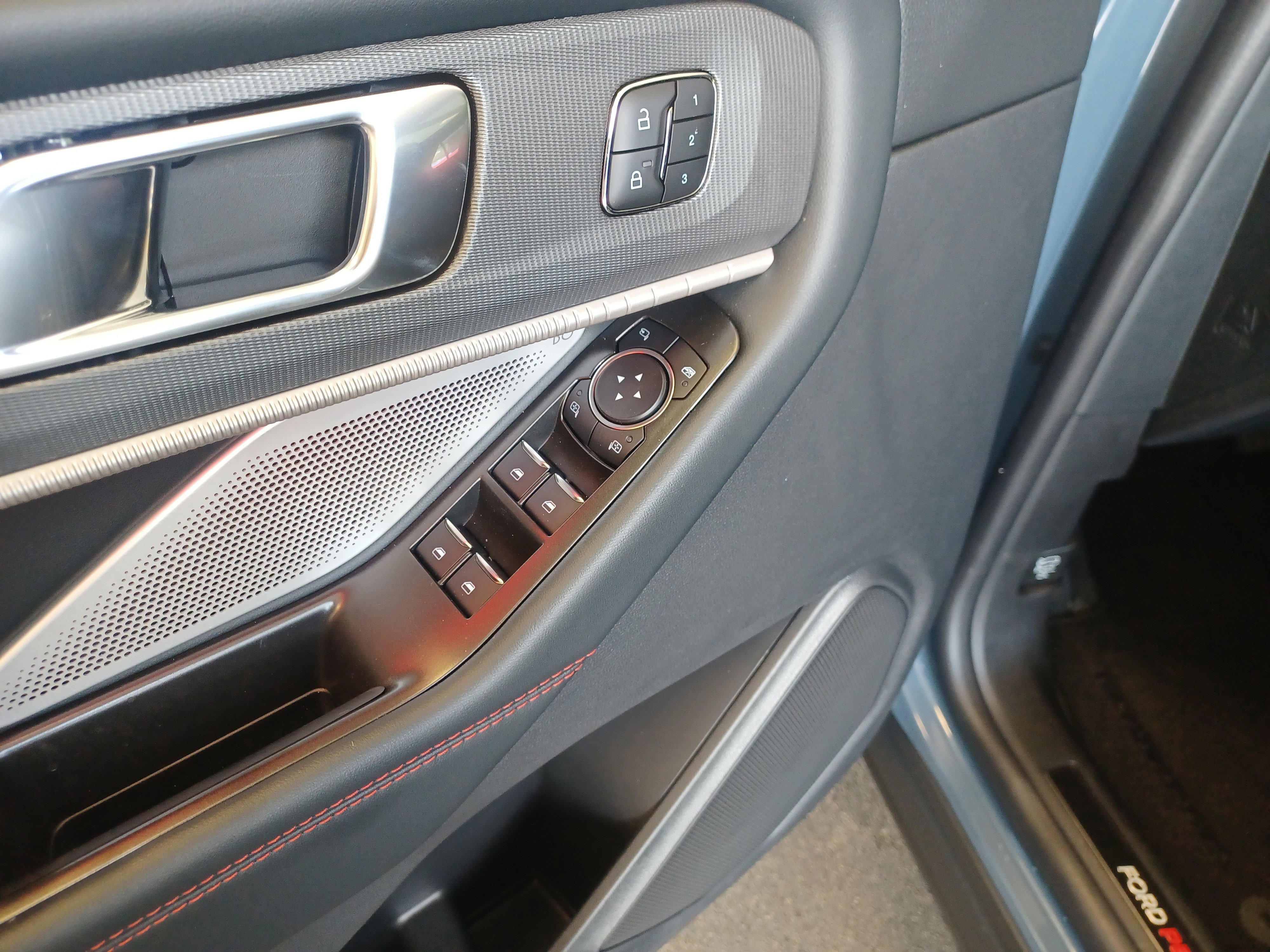 New 2025 Ford Explorer ST w/ Sun And Sound Package image 10