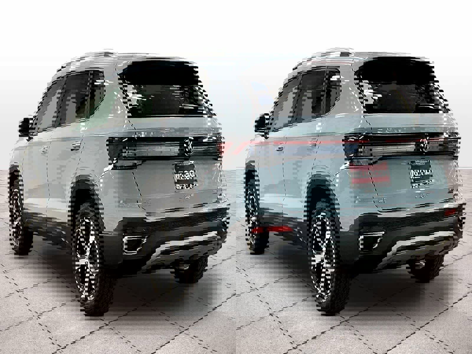New 2026 Volkswagen Taos SEL image 3