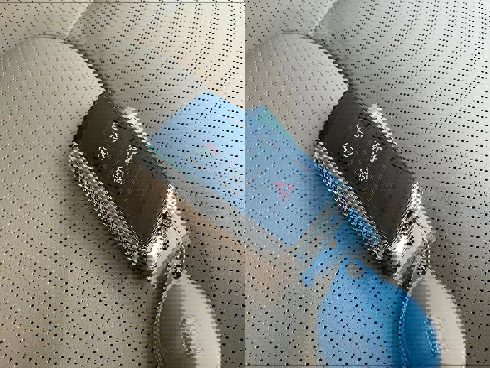 New 2025 Land Rover Defender 90 V8 image 35