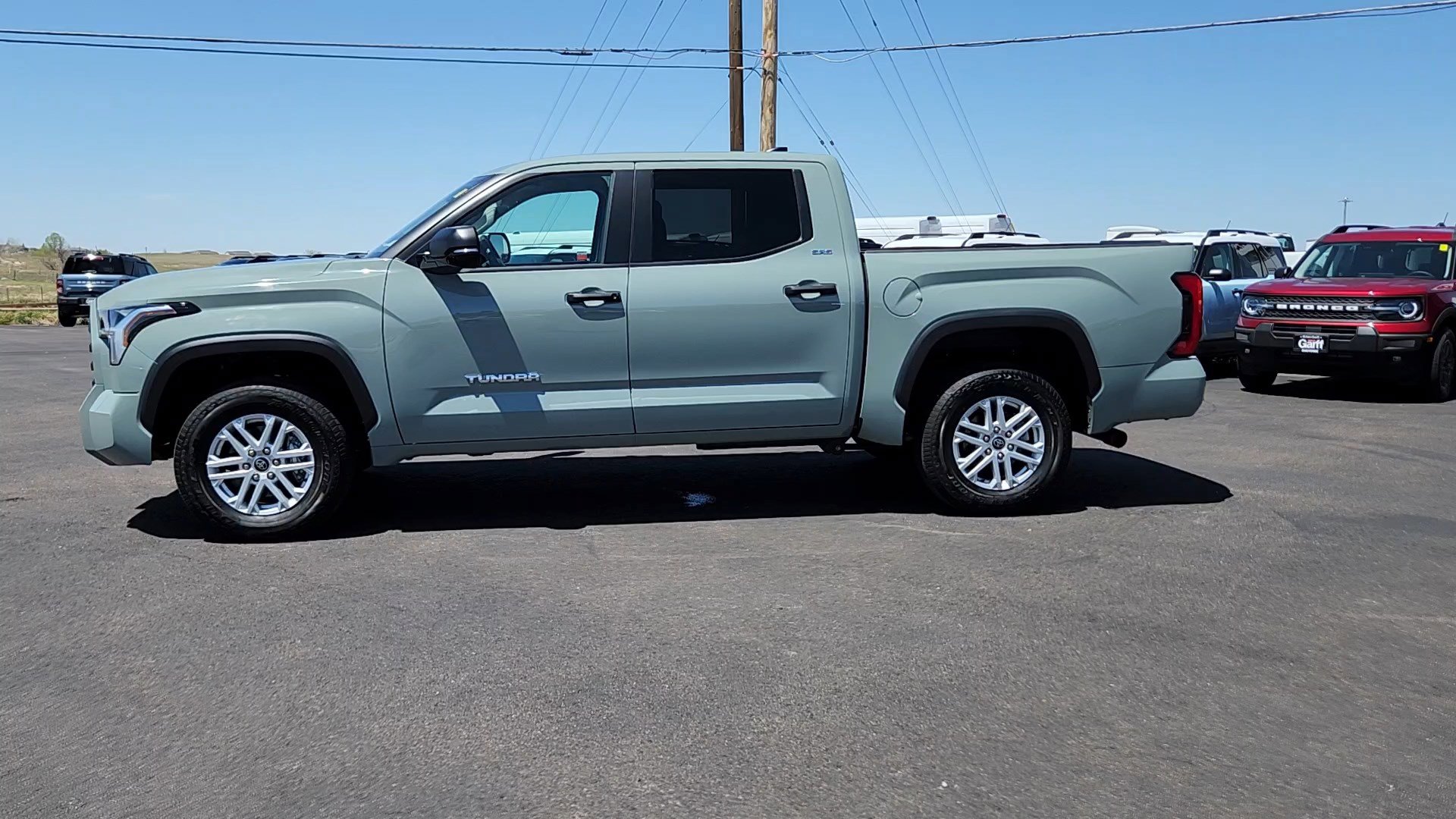Used 2024 Toyota Tundra SR5 w/ SR5 Convenience Package AWD/4WD image 2