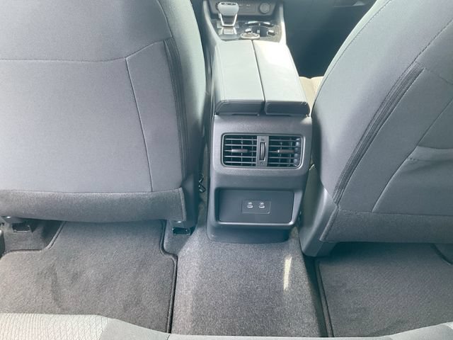 New 2026 Nissan Rogue SV w/ Cold Weather Package AWD/4WD image 30
