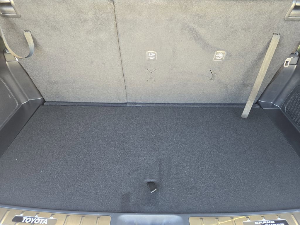 Used 2024 Toyota Grand Highlander Platinum image 35
