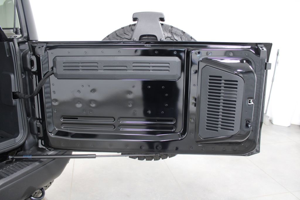 New 2025 Ford Bronco Badlands image 17