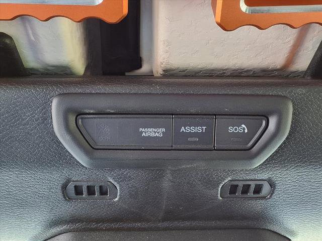 Used 2022 Jeep Gladiator Mojave w/ Safety Group image 17