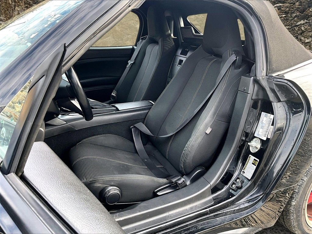 Used 2018 FIAT 124 Spider Classica image 21