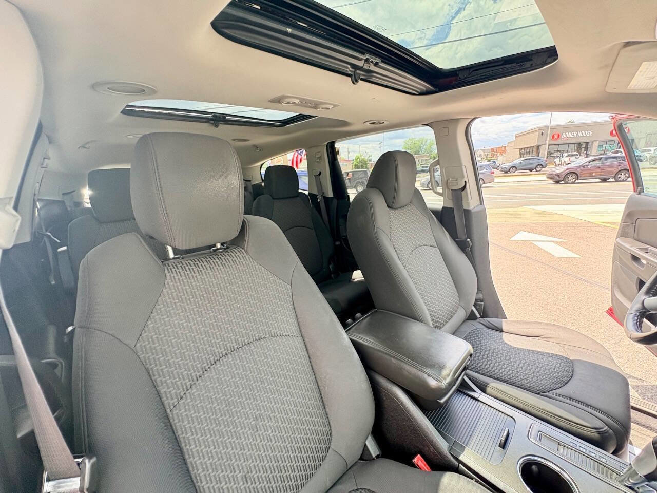 Used 2012 Chevrolet Traverse LT AWD/4WD image 35