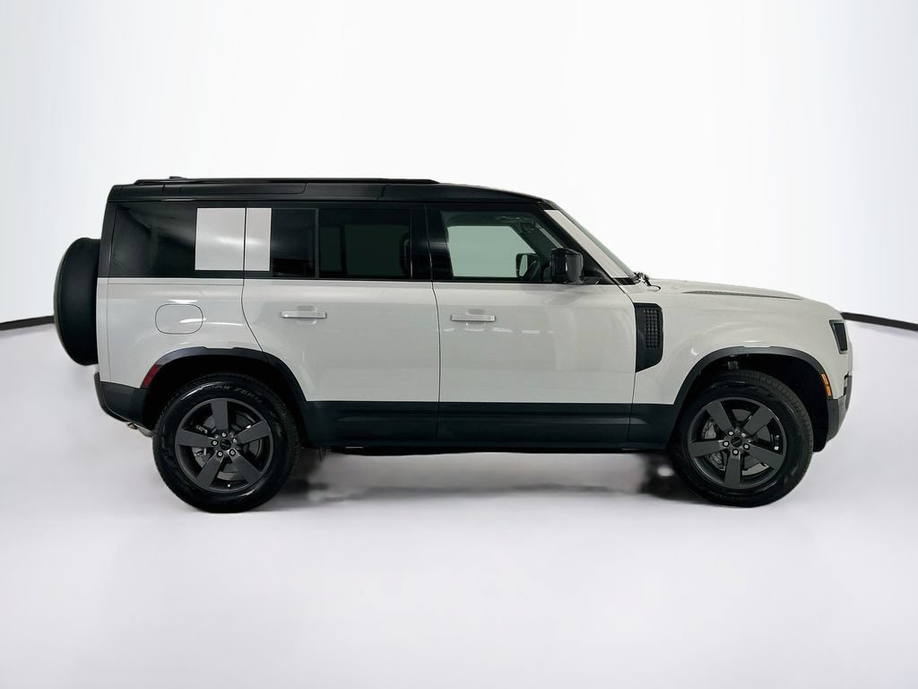 Certified 2026 Land Rover Defender 110 S AWD/4WD image 4