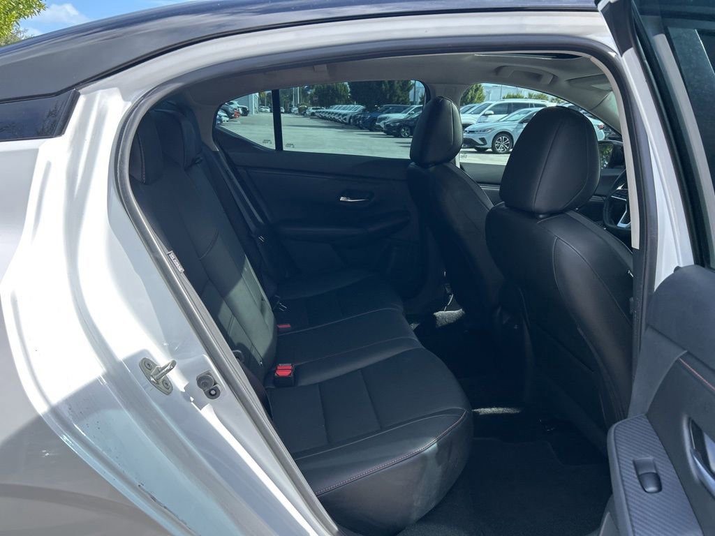 Used 2021 Nissan Sentra SR w/ SR Premium Package image 44