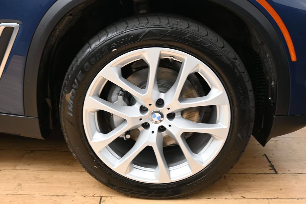 Used 2022 BMW X5 xDrive40i AWD/4WD image 14