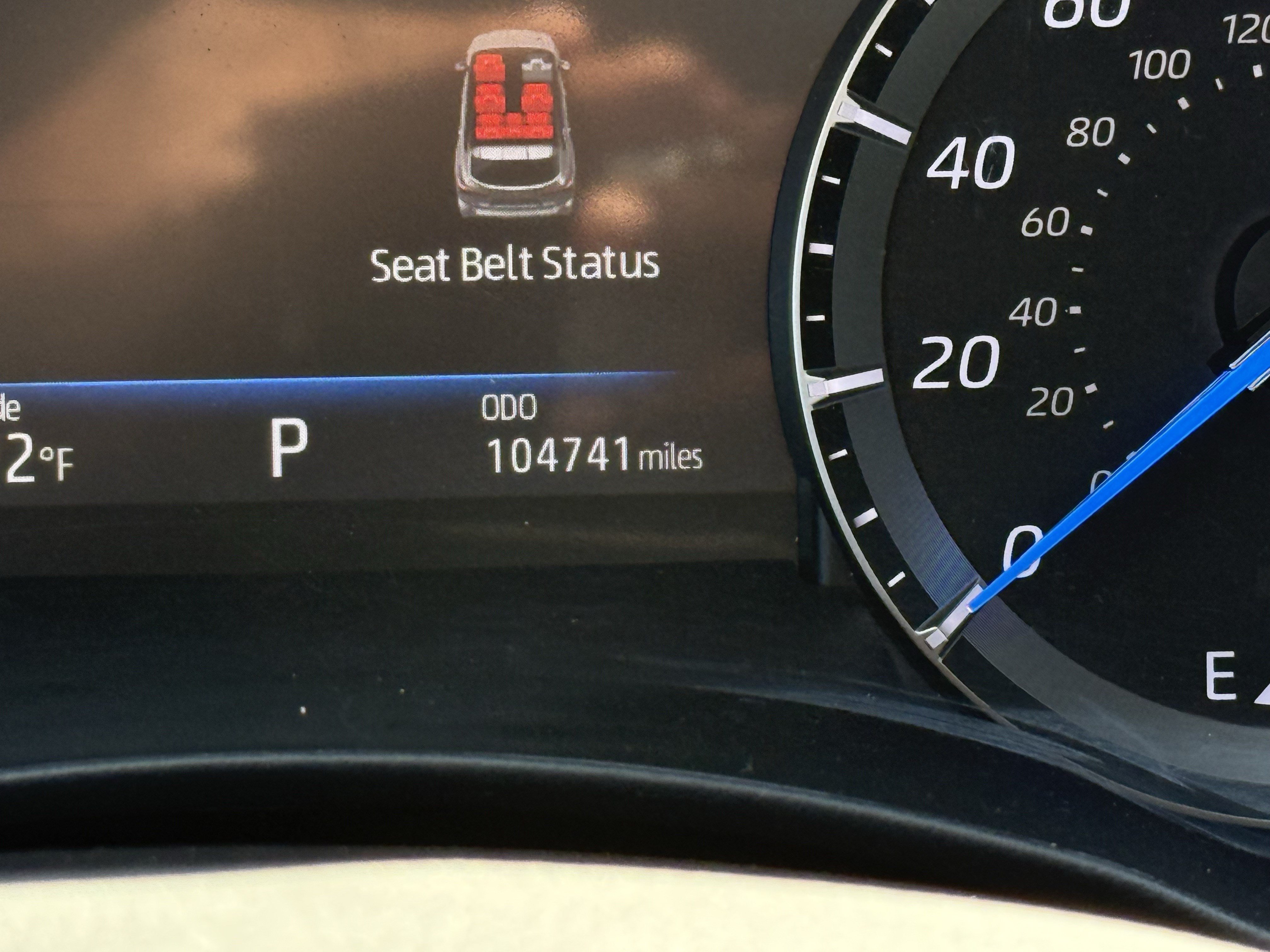 Used 2021 Toyota Highlander XLE AWD/4WD image 21