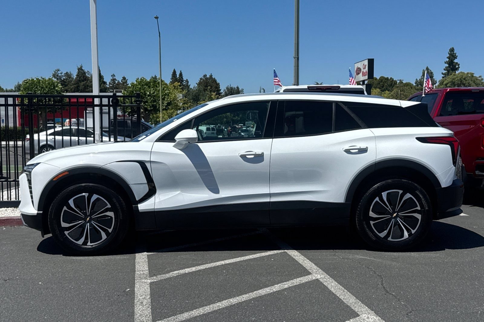 Used 2024 Chevrolet Blazer EV LT AWD/4WD image 8