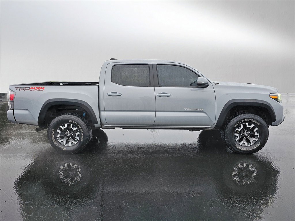 Used 2020 Toyota Tacoma TRD Off-Road w/ Technology Package image 6