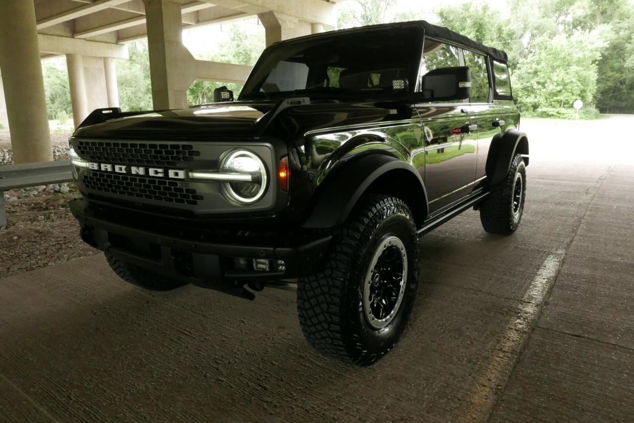 Used 2021 Ford Bronco Badlands image 39