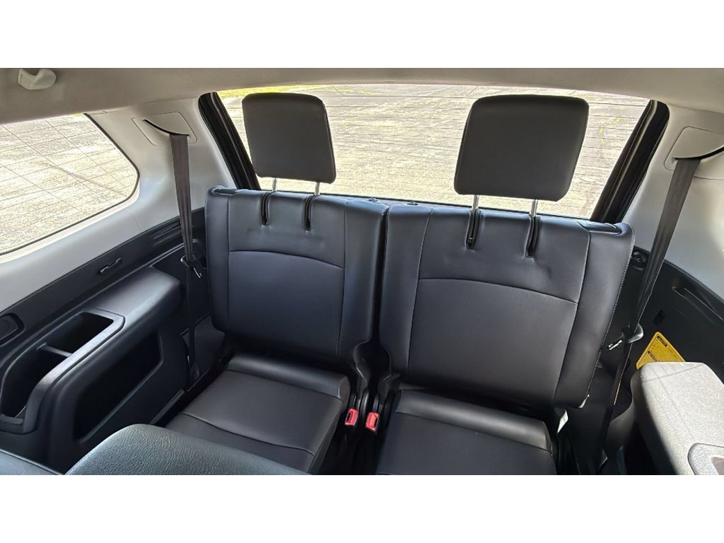 Certified 2019 Toyota 4Runner SR5 Premium AWD/4WD image 38