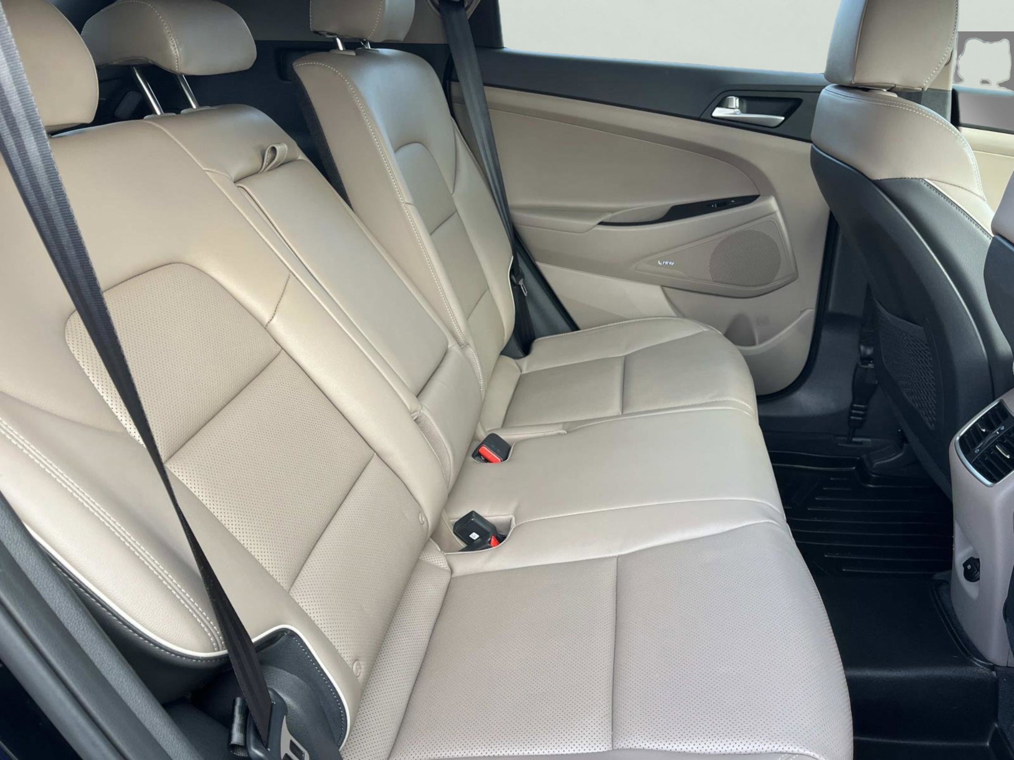 Used 2020 Hyundai Tucson Ultimate w/ Cargo Package image 25