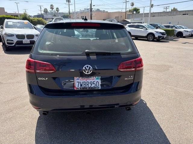 Used 2017 Volkswagen Golf S AWD/4WD image 6