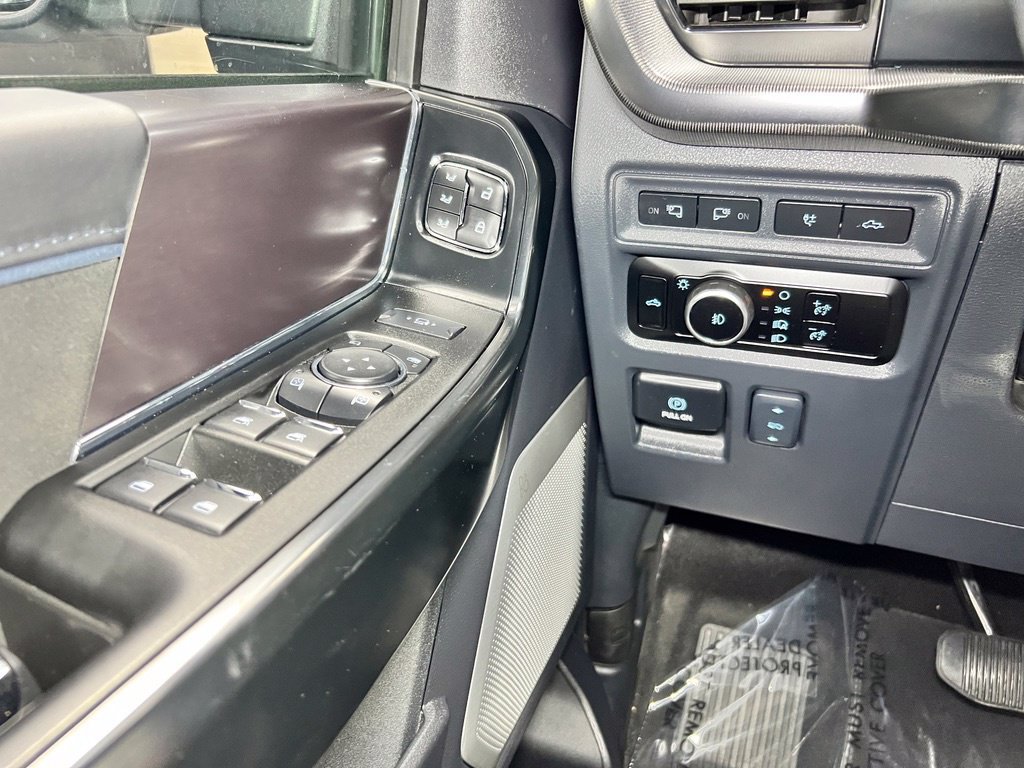 Used 2024 Ford F150 Platinum w/ Equipment Group 702A High AWD/4WD image 24