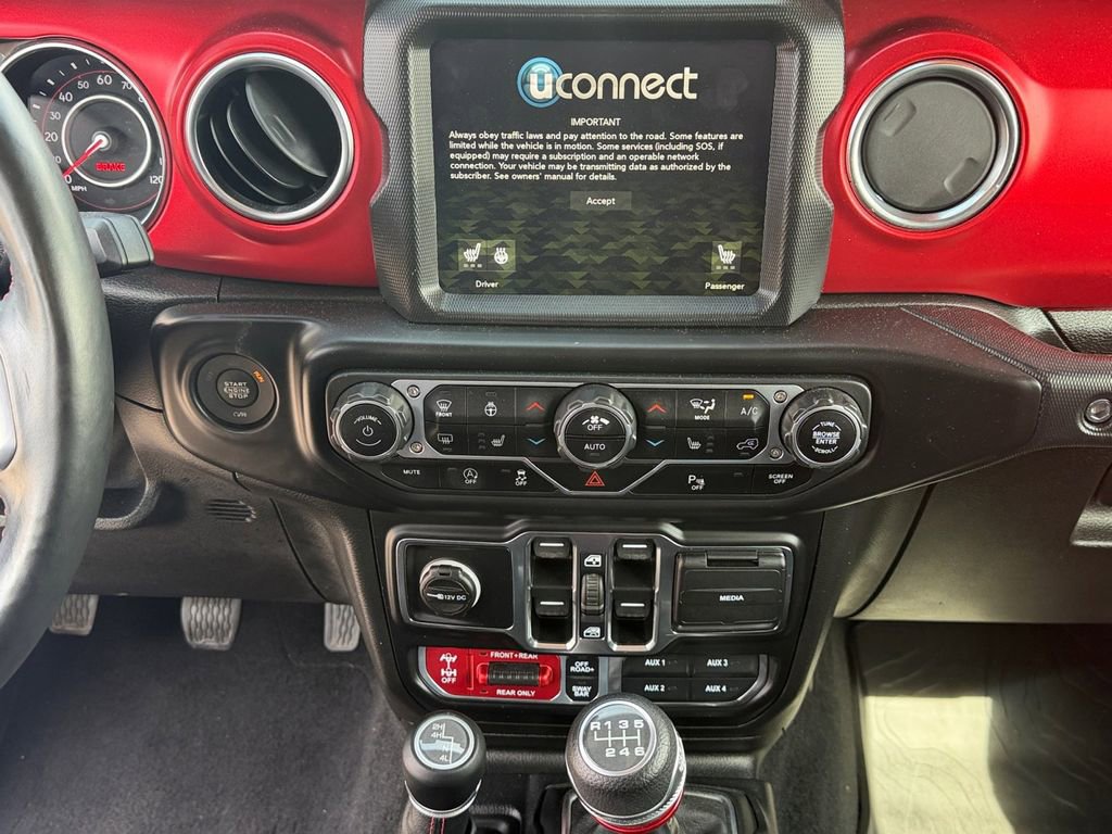 Used 2021 Jeep Wrangler Unlimited Rubicon AWD/4WD image 11