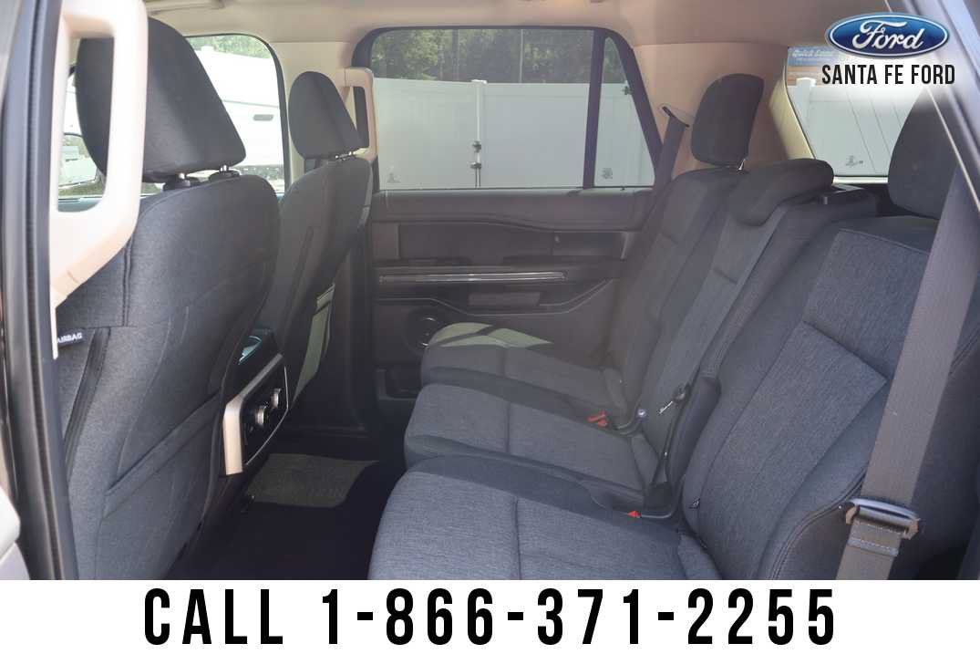 Used 2024 Ford Expedition XLT AWD/4WD image 16