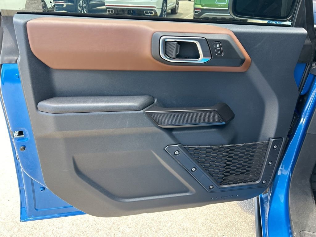 Used 2024 Ford Bronco Outer Banks image 11