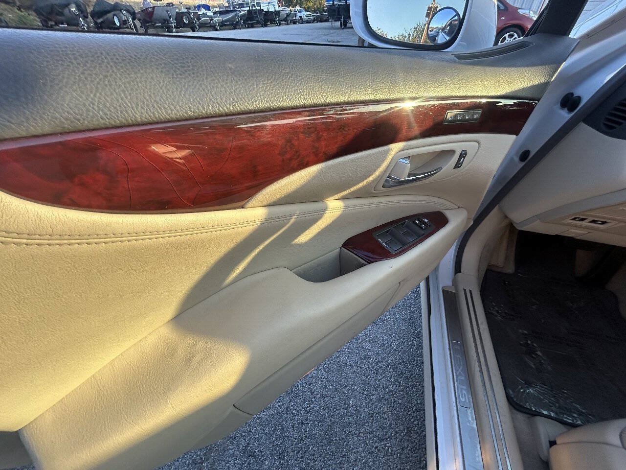 Used 2010 Lexus LS 460 AWD image 16