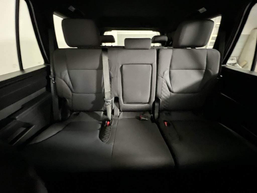 Used 2025 Toyota Sequoia SR5 AWD/4WD image 30