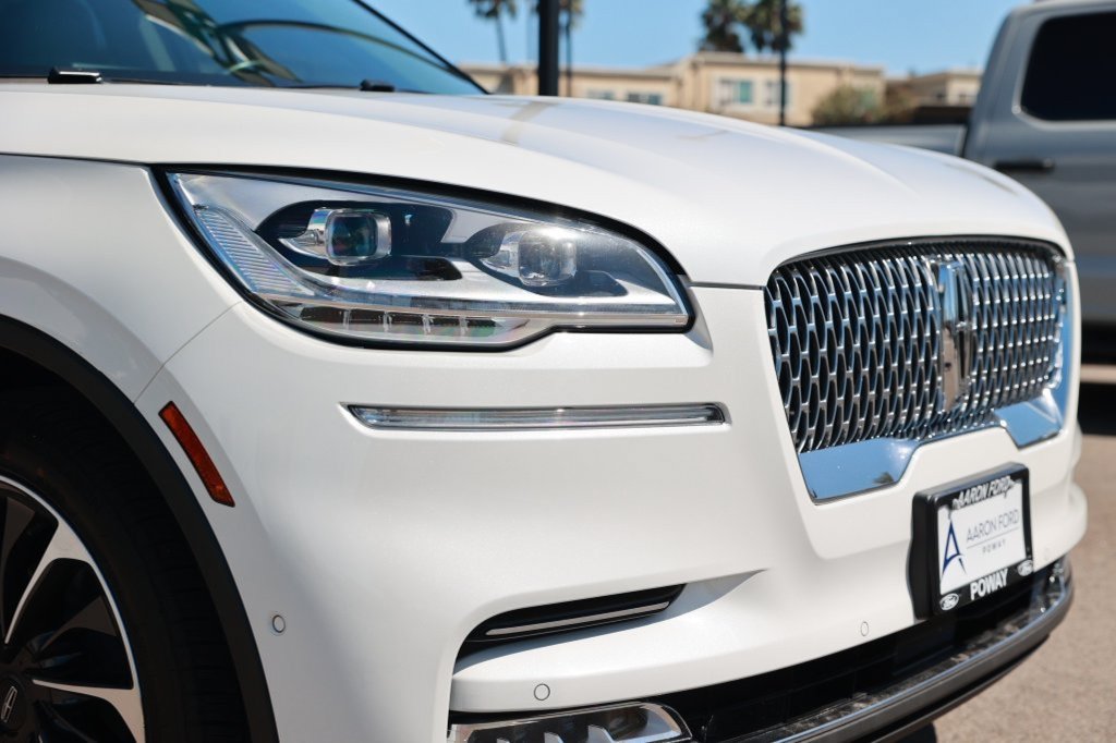 Used 2024 Lincoln Aviator Reserve w/ Equipment Group 201A AWD/4WD image 9