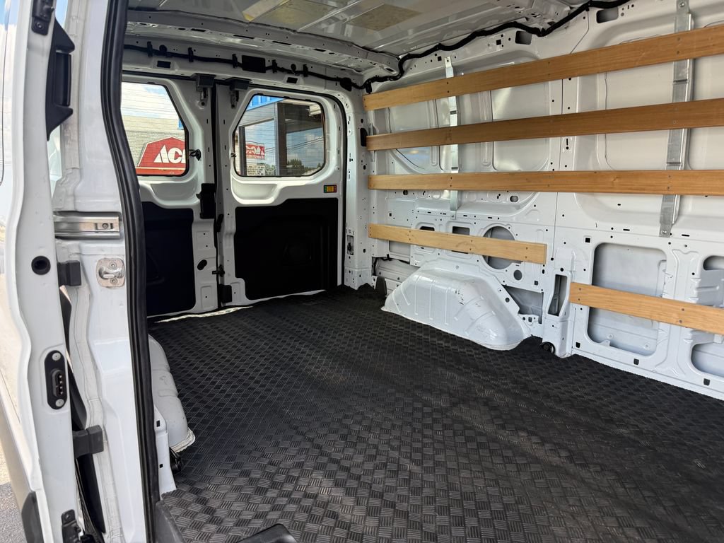 Used 2025 Ford Transit 250 Low Roof w/ Exterior Upgrade Package RWD image 16