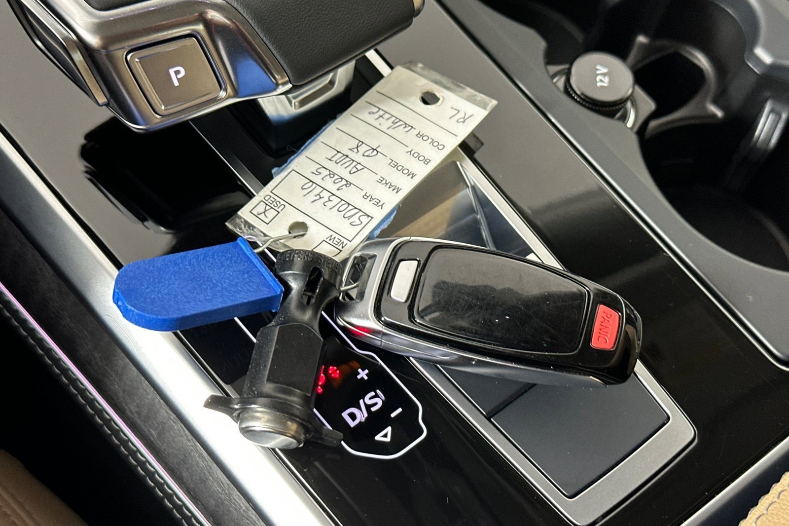 Used 2025 Audi Q8 Premium Plus w/ Premium Plus Package image 24