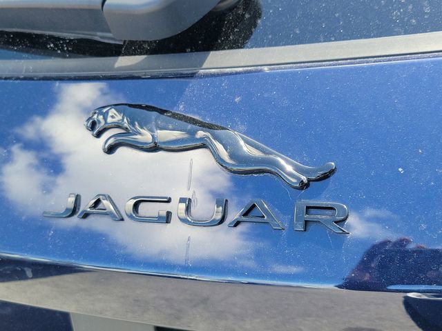 Used 2023 Jaguar F-PACE S image 5