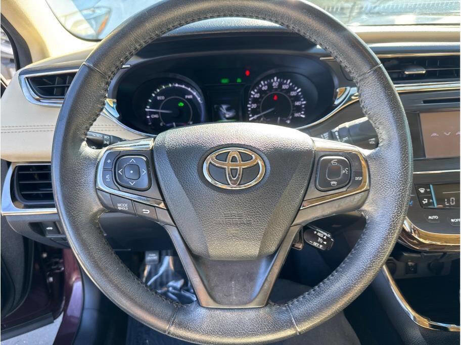 Used 2013 Toyota Avalon XLE Touring image 15