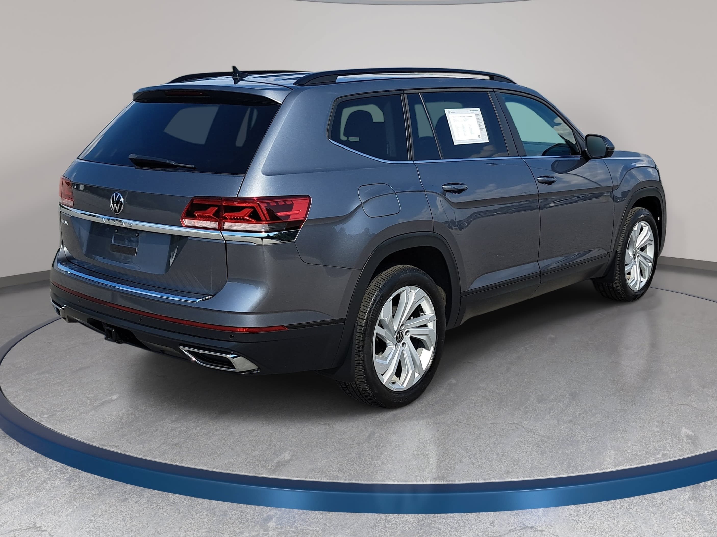 Certified 2023 Volkswagen Atlas SE w/ Panoramic Sunroof Package FWD image 5