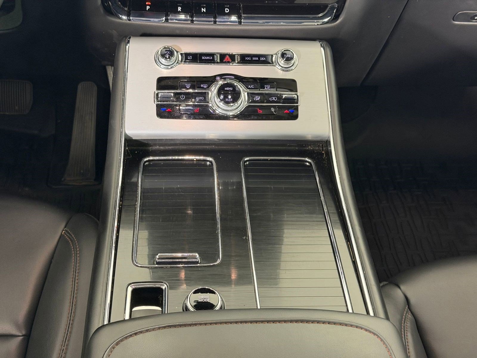 Used 2023 Lincoln Aviator 2WD image 17