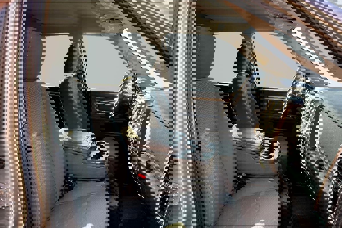 Used 2015 RAM 2500 SLT AWD/4WD image 7