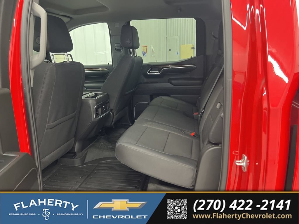 Used 2025 GMC Sierra 1500 Elevation w/ Preferred Package AWD/4WD image 11
