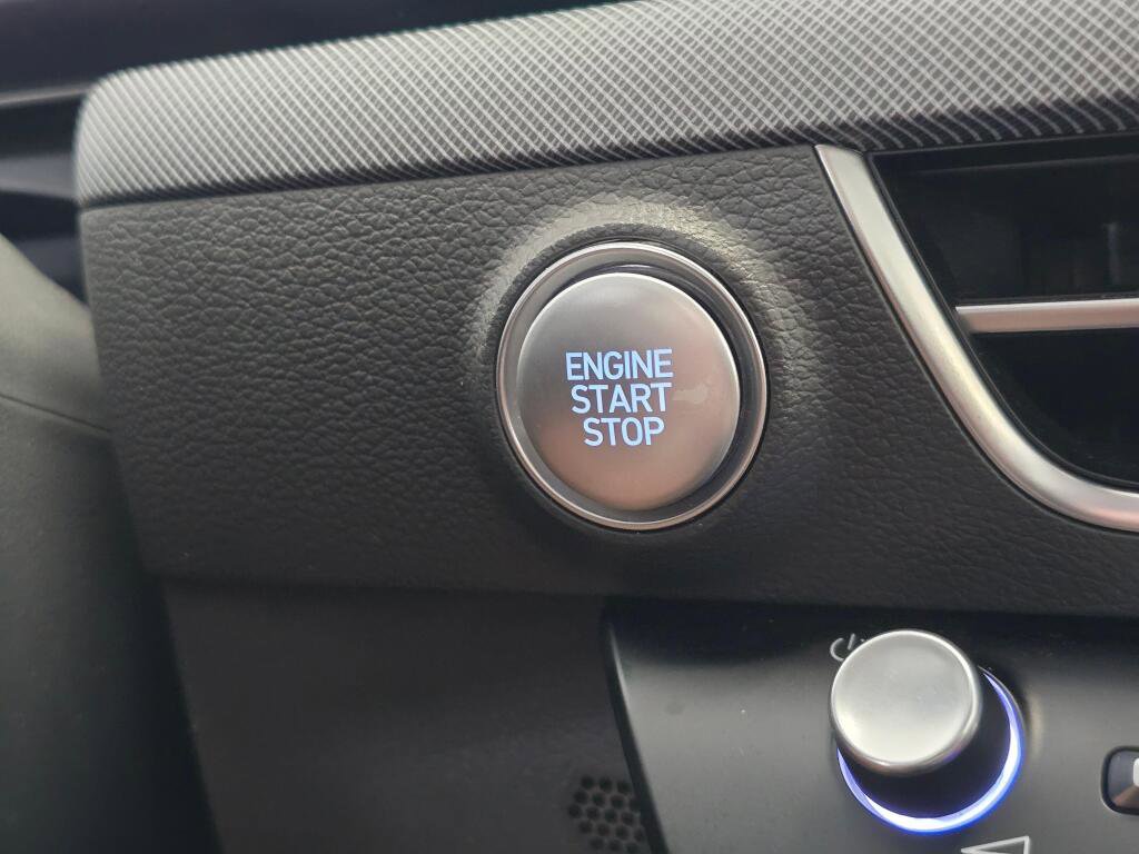 Used 2024 Hyundai Sonata SEL FWD image 28