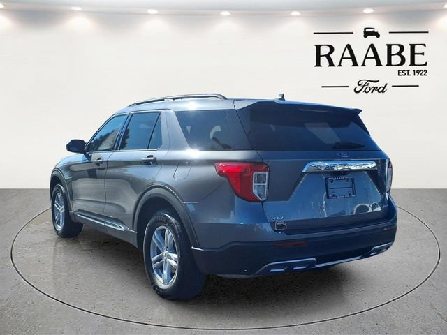Used 2023 Ford Explorer XLT w/ Equipment Group 202A AWD/4WD image 5
