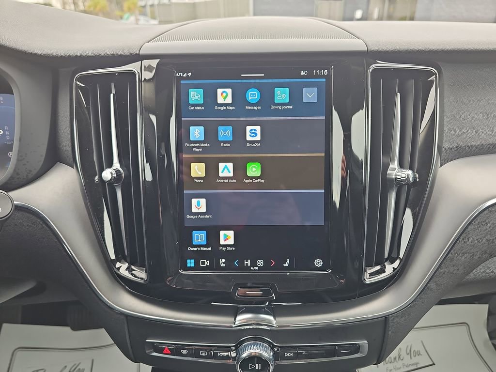 Used 2025 Volvo XC60 B5 Core image 25