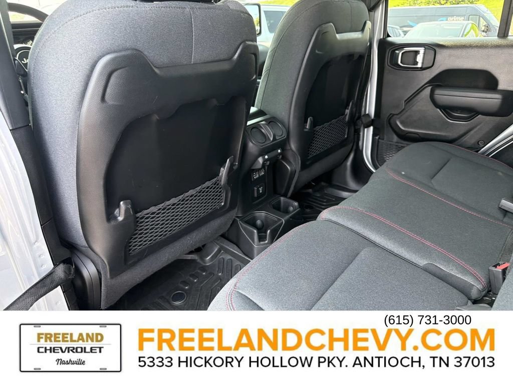 Used 2024 Jeep Wrangler Unlimited Rubicon AWD/4WD image 17