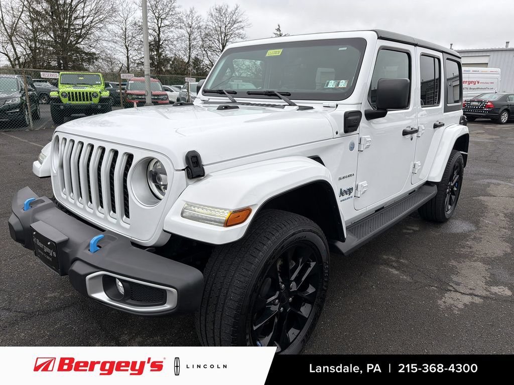 Used 2023 Jeep Wrangler Unlimited Sahara w/ Cold Weather Group AWD/4WD image 1