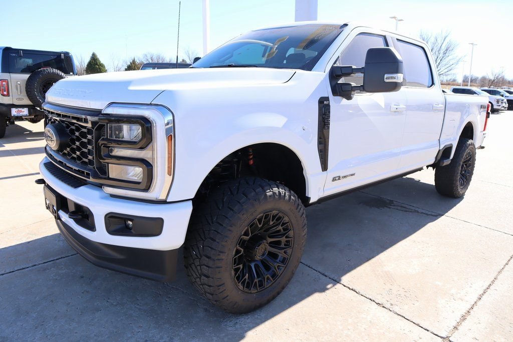 New 2026 Ford F250 XLT w/ XLT Premium Package AWD/4WD image 12