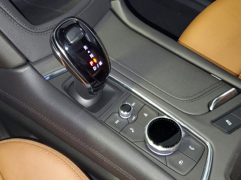 New 2026 Cadillac XT5 Premium Luxury w/ Driver Assist Package FWD image 24