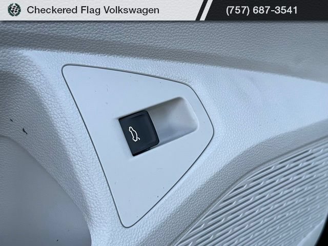 New 2026 Volkswagen Jetta SE FWD image 16
